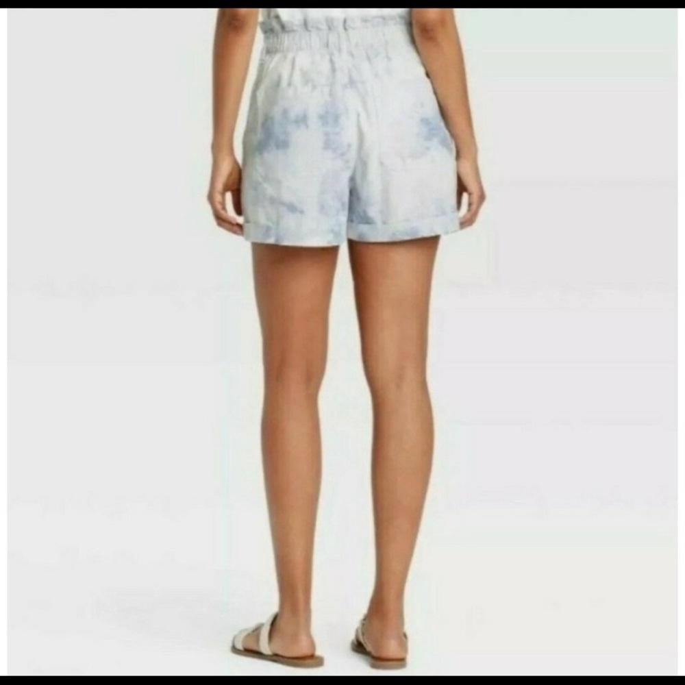 Universal Thread Tie Dye Denim High Rise Shorts Blue Cloud - Picture 2 of 2
